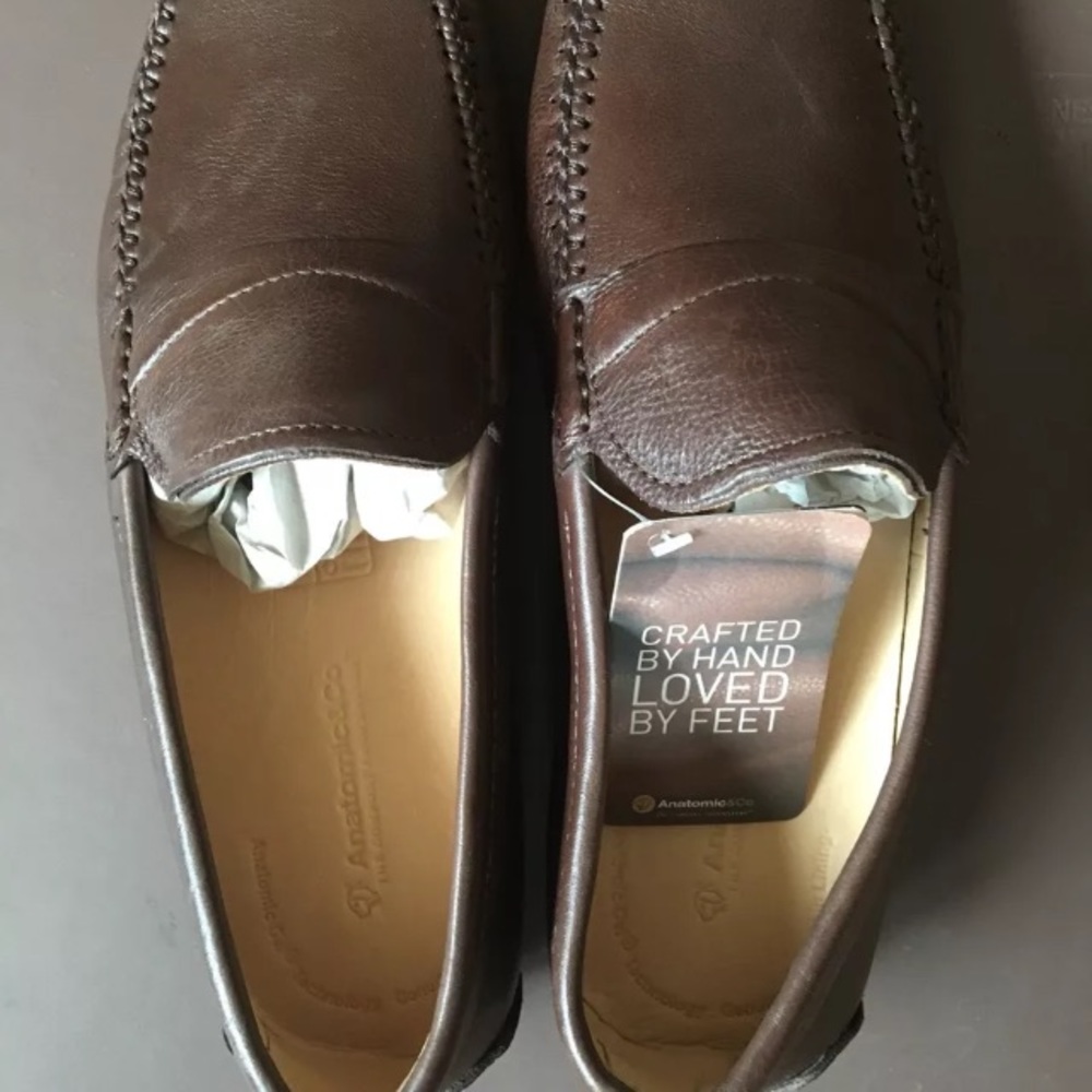 Anatomic & Co Driving Moc size 9 Choco Tags no box